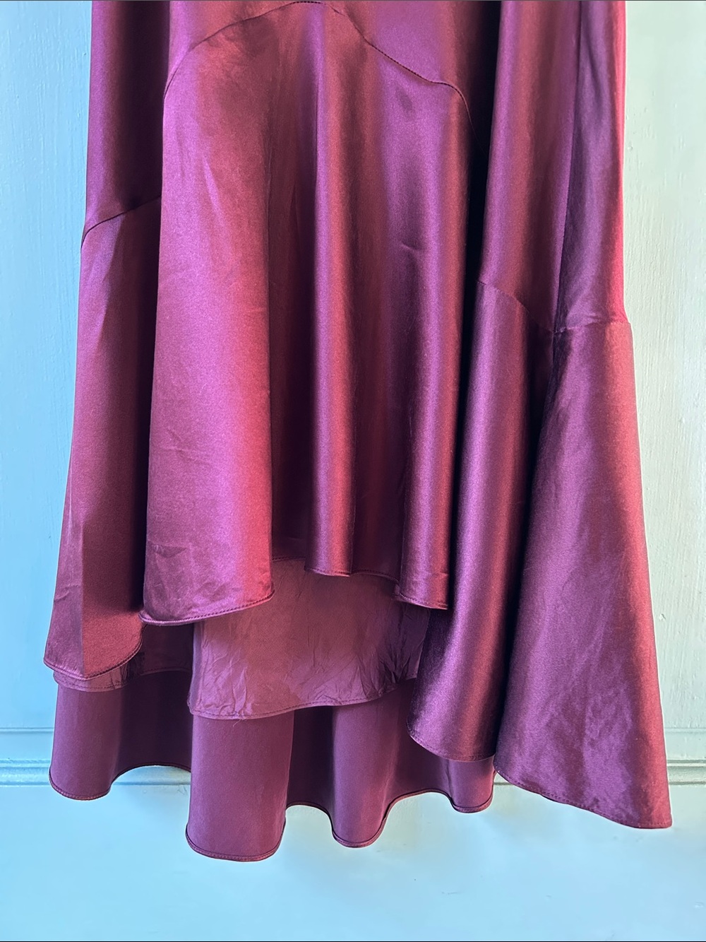 Beautiful! Lauren Ralph Lauren silk High-Low skirt in rich Plum - Picture 2 of 7